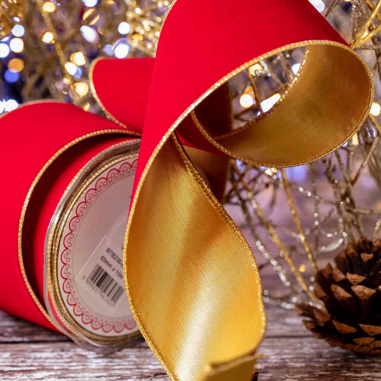 Christmas Red Velvet Ribbon With Gold Lame Reverse 63mm