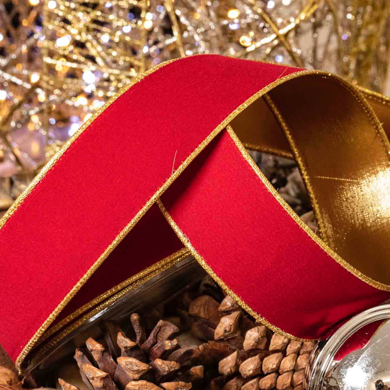 Christmas Red Velvet Ribbon With Gold Lame Reverse 38mm